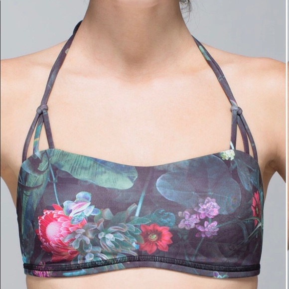 Lululemon Sports Bra, size 6, halter - Picture 6 of 6